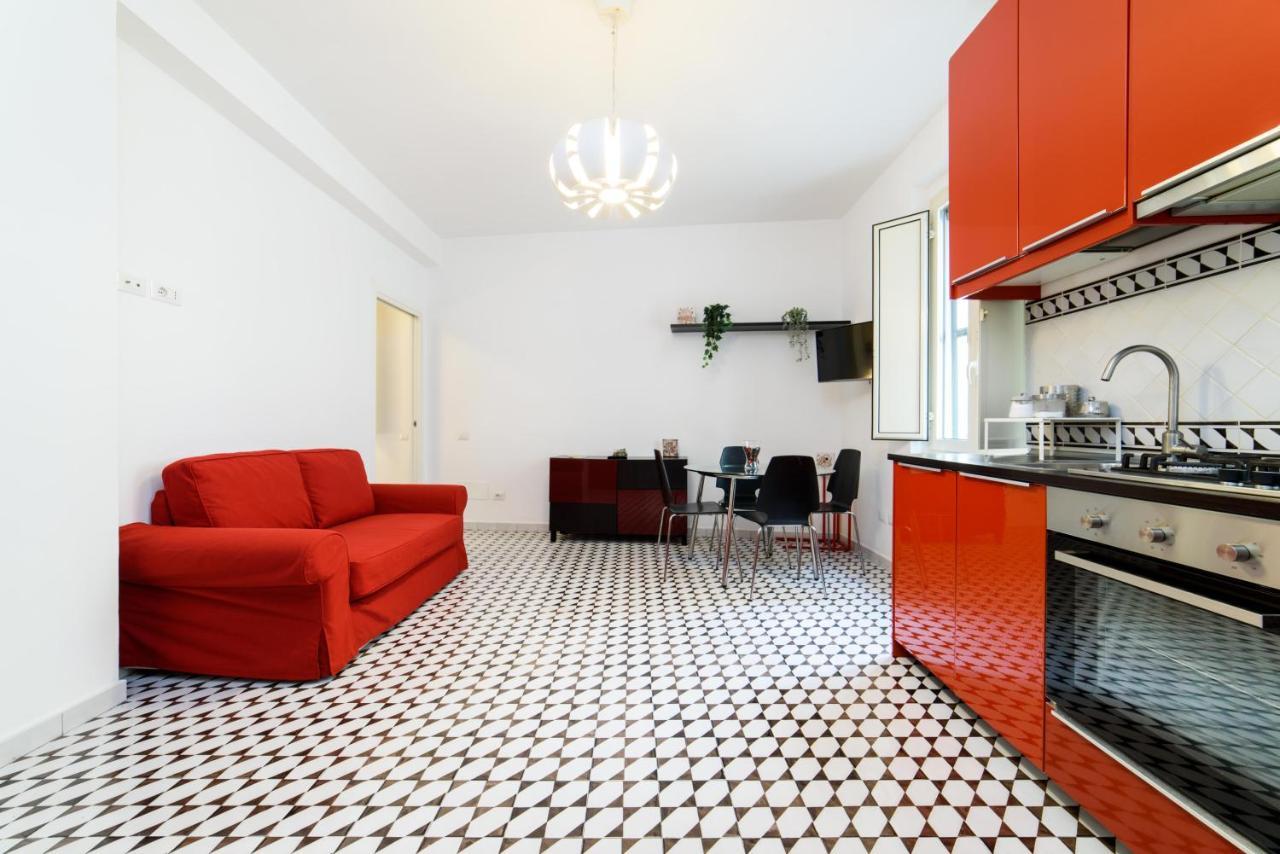 Ferienwohnung Centro Storico - Wifi & Cucina Salerno Exterior foto