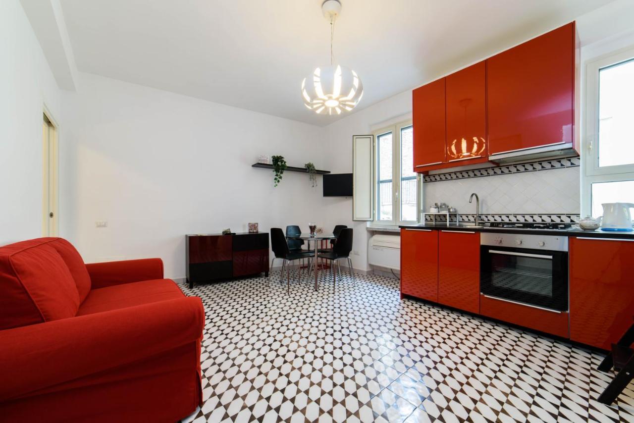Ferienwohnung Centro Storico - Wifi & Cucina Salerno Exterior foto
